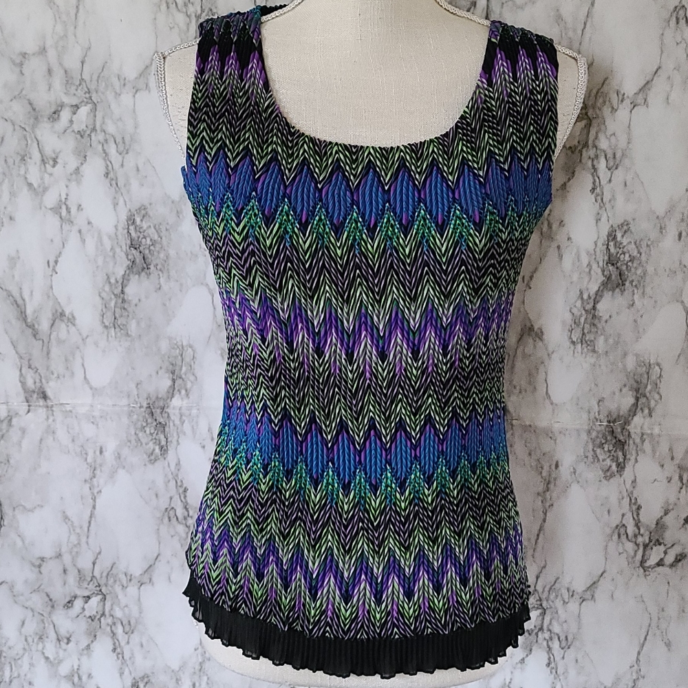 Veeca accordion blouse size small
